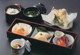 やまぼうしの画像です。 やまぼうし